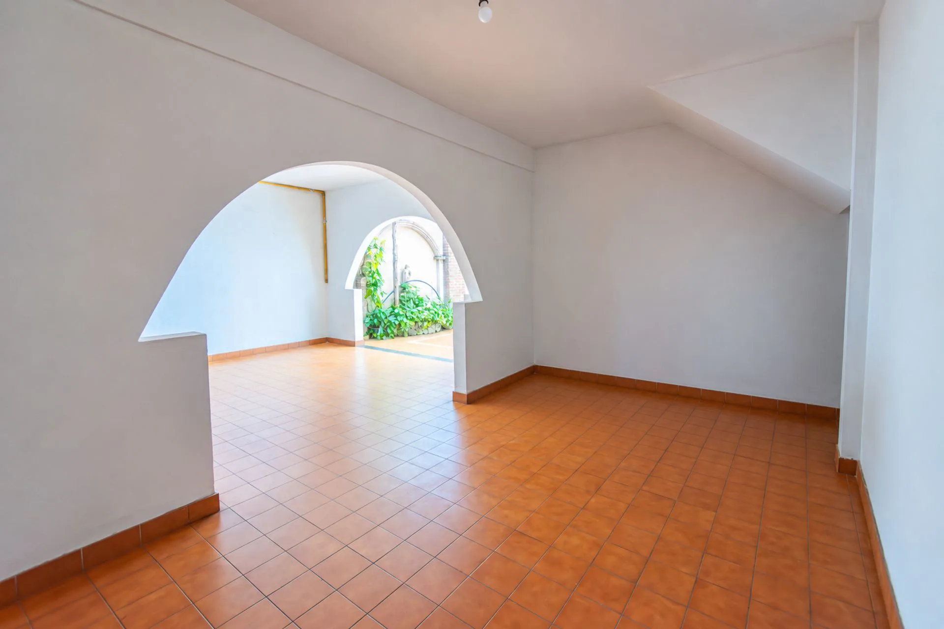 Casa 6 Ambientes Quilmes Oeste 400m2 Terreno Venta foto 3