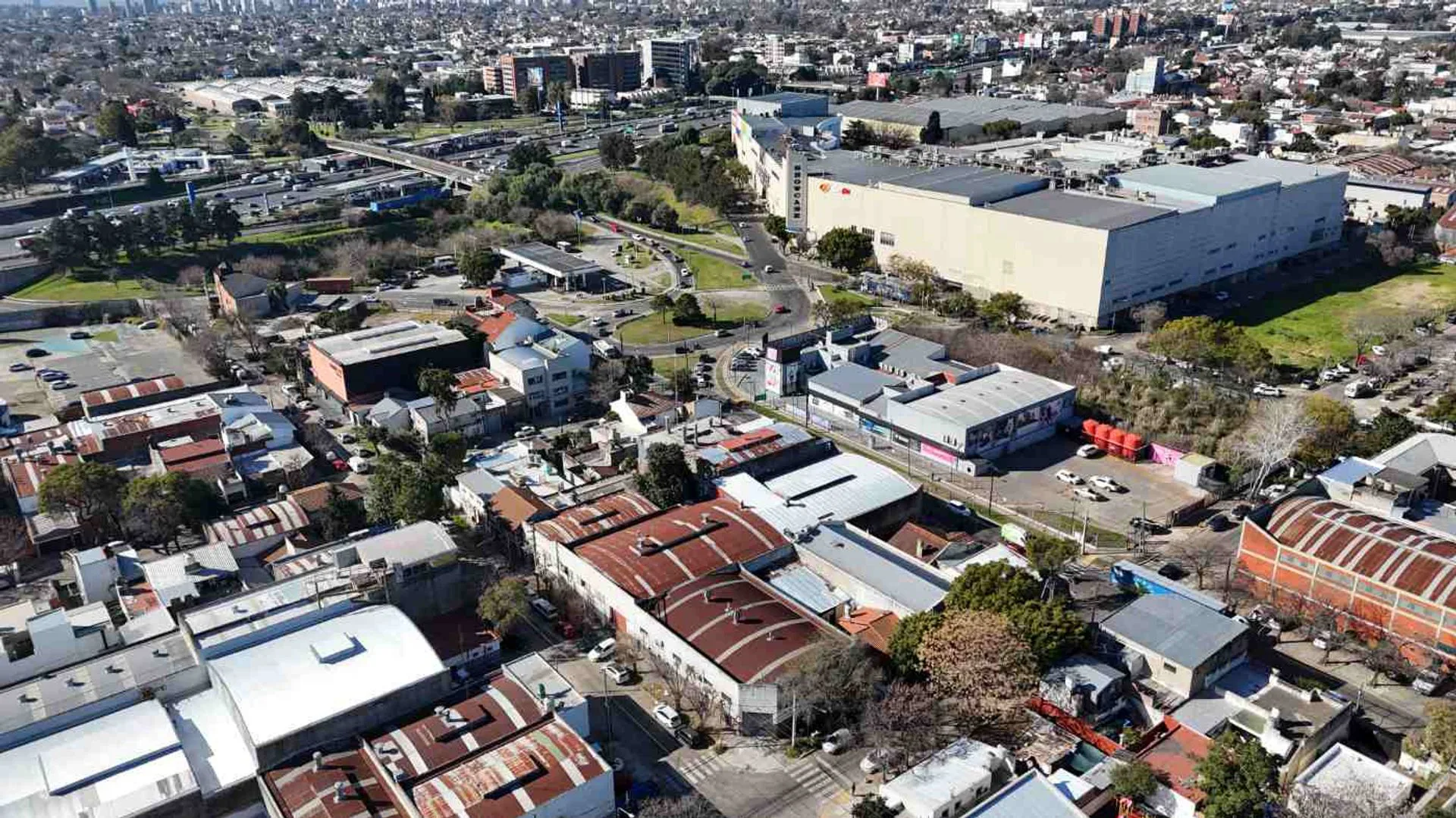 VENTA NAVE INDUSTRIAL 1202 METROS MUNRO foto 4