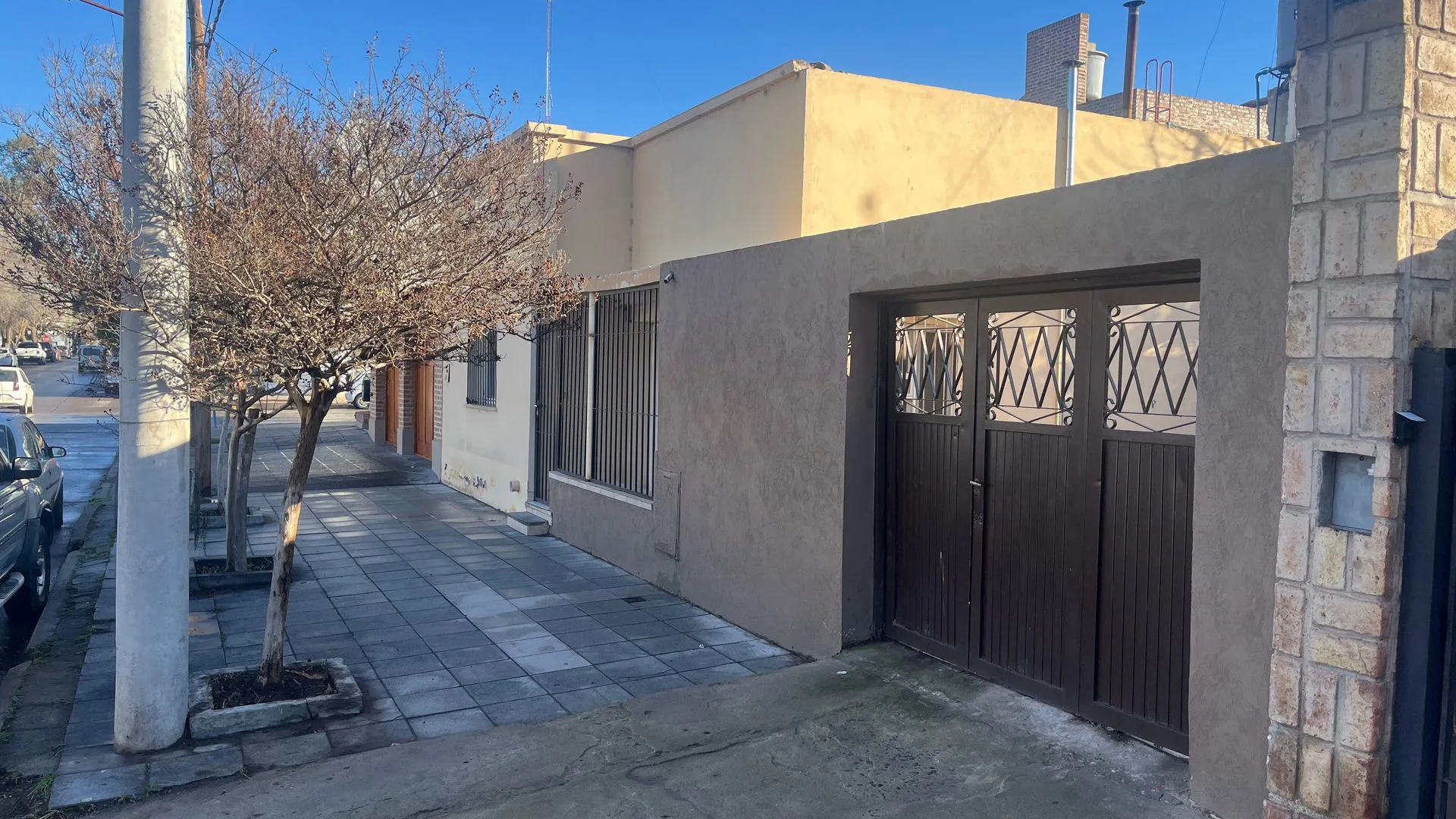 CASA EN VENTA  – Calle Villegas, pleno centro. foto 3