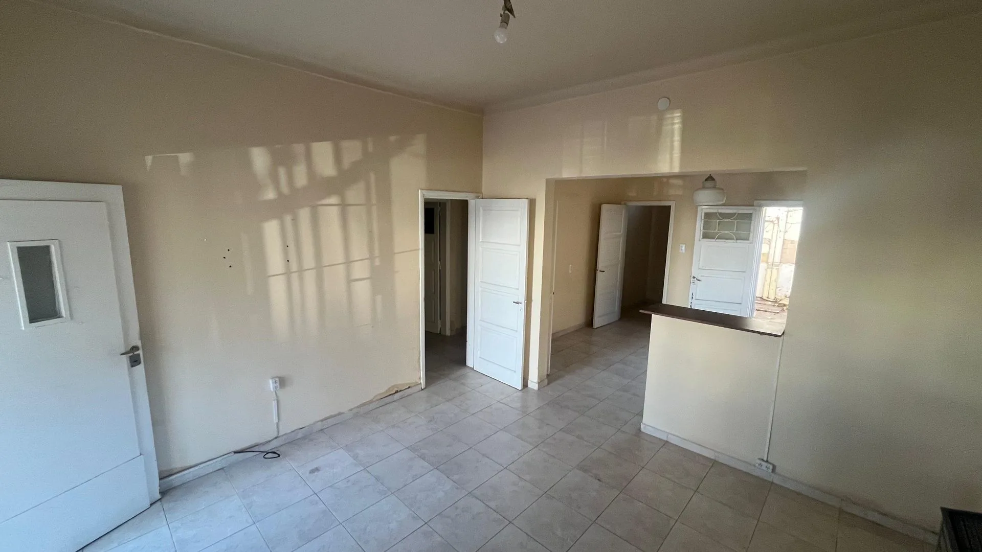 CASA EN VENTA  – Calle Villegas, pleno centro. foto 5