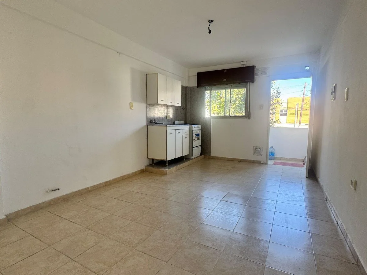 DEPARTAMENTO EN VENTA 2 AMBIENTES. VILLA LUZURIAGA foto 4