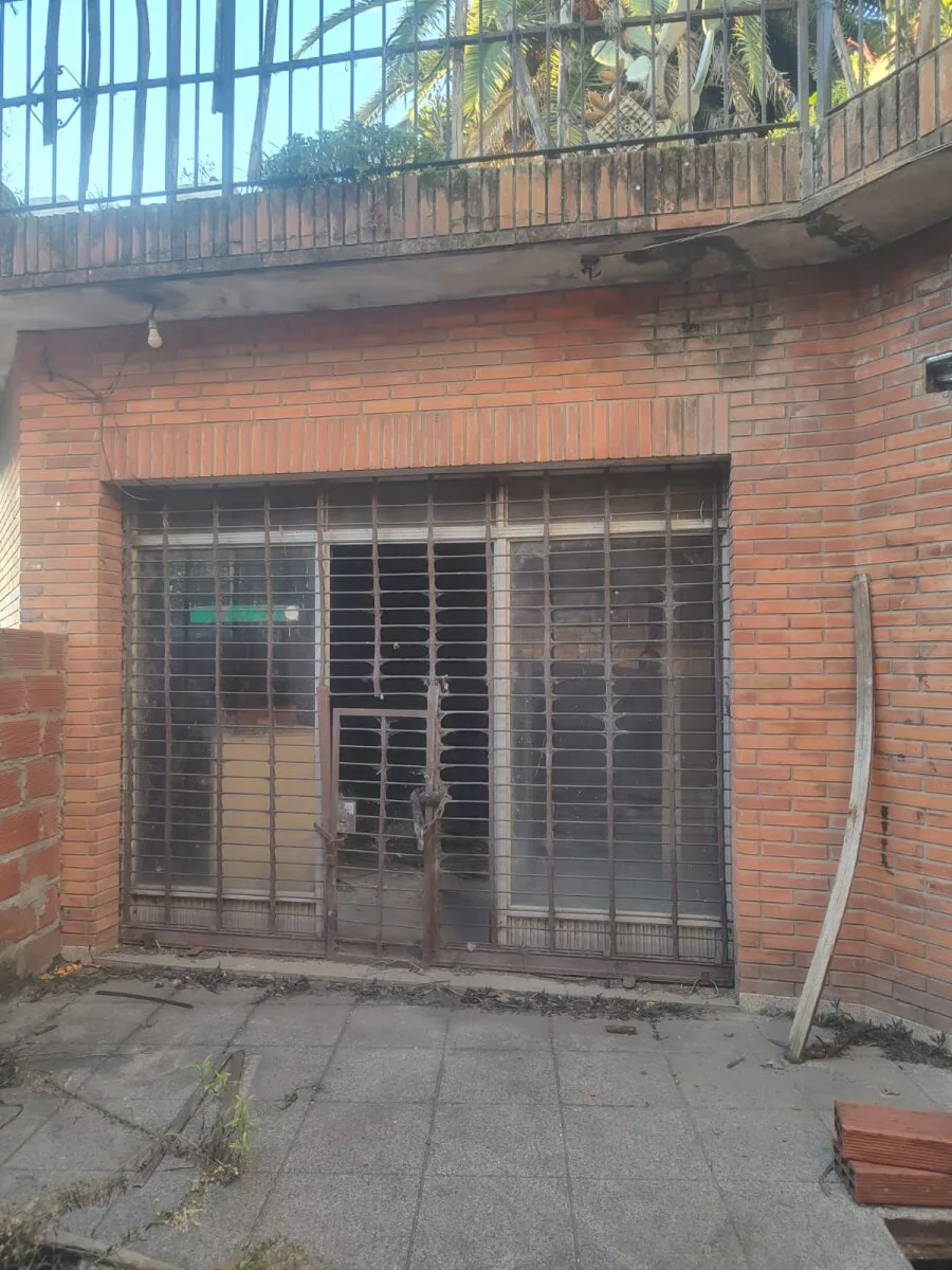 Local en Venta a Reciclar – Villa España, Berazategui foto 2