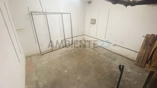 Local Comercial con sotano en alquiler - Palermo