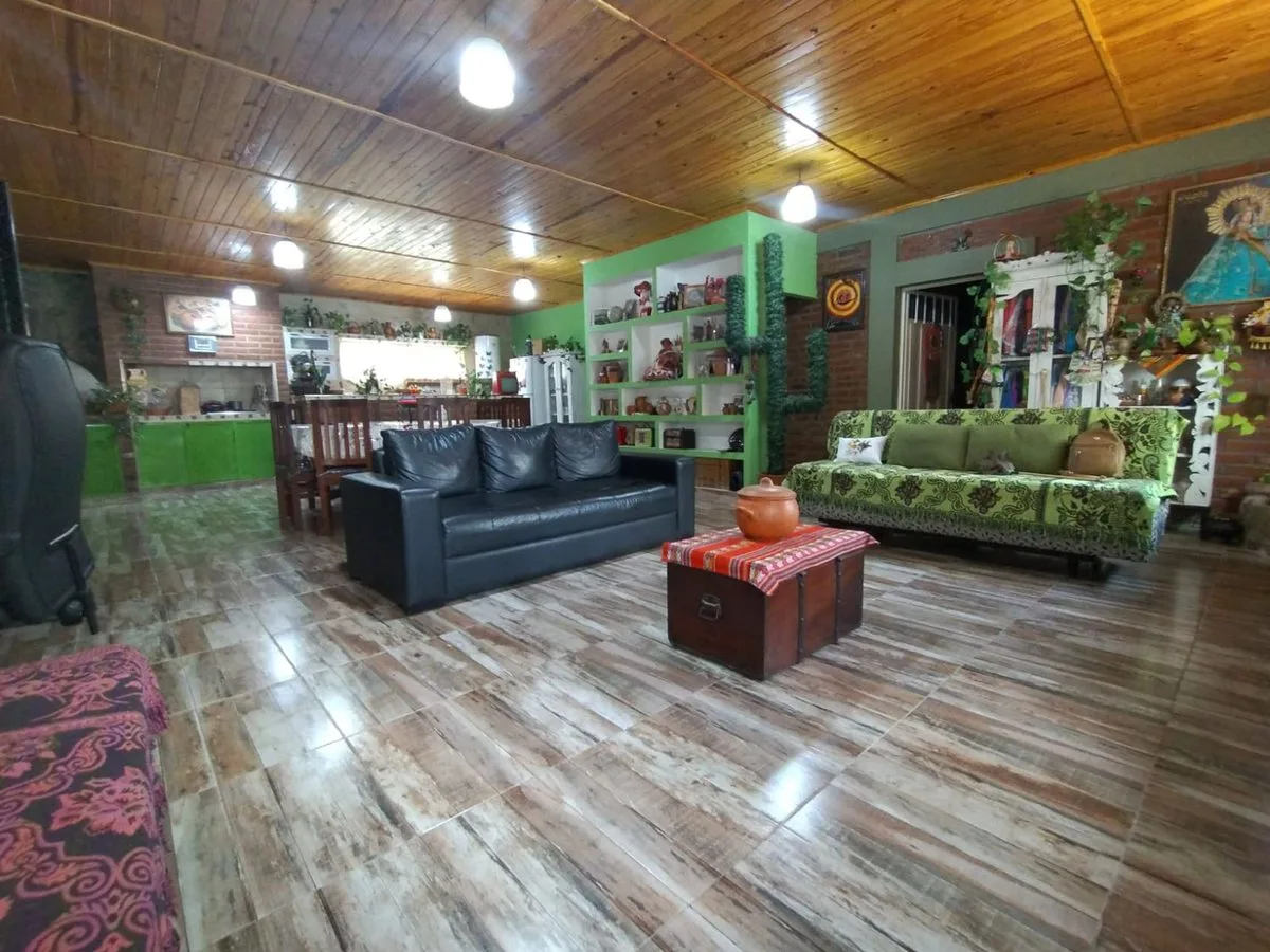 VENTA CASA LOS ALISOS 2 DORM+MONOAMBIENTE C/PILETA foto 5