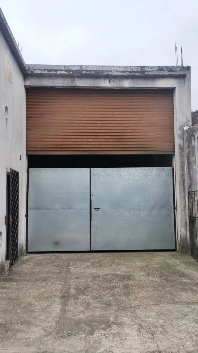 Galpón en alquiler en Munro, 5 ambientes, 330 m² foto 3