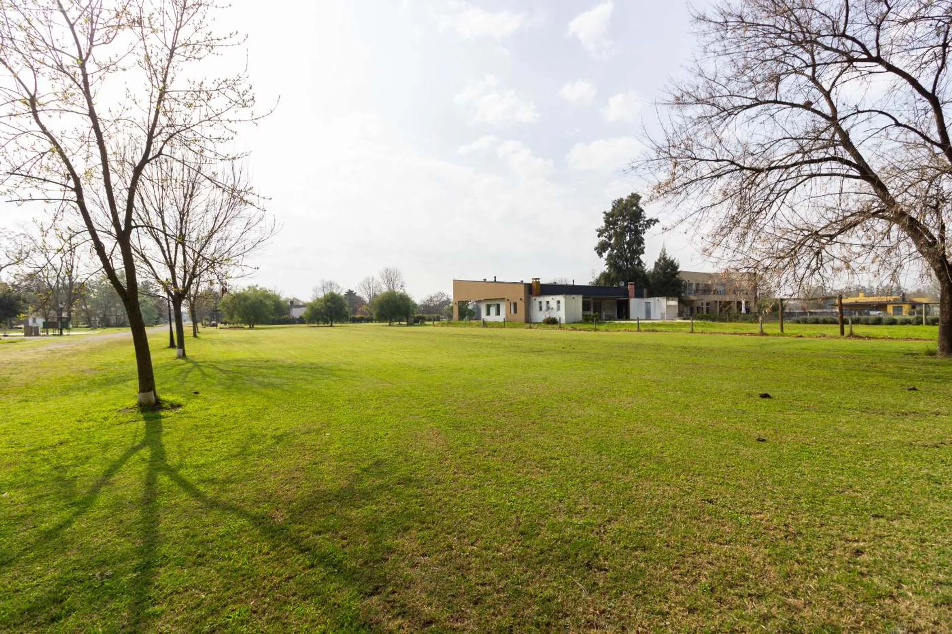 Lote en venta Barrio Haras del Sol, Pilar foto 2