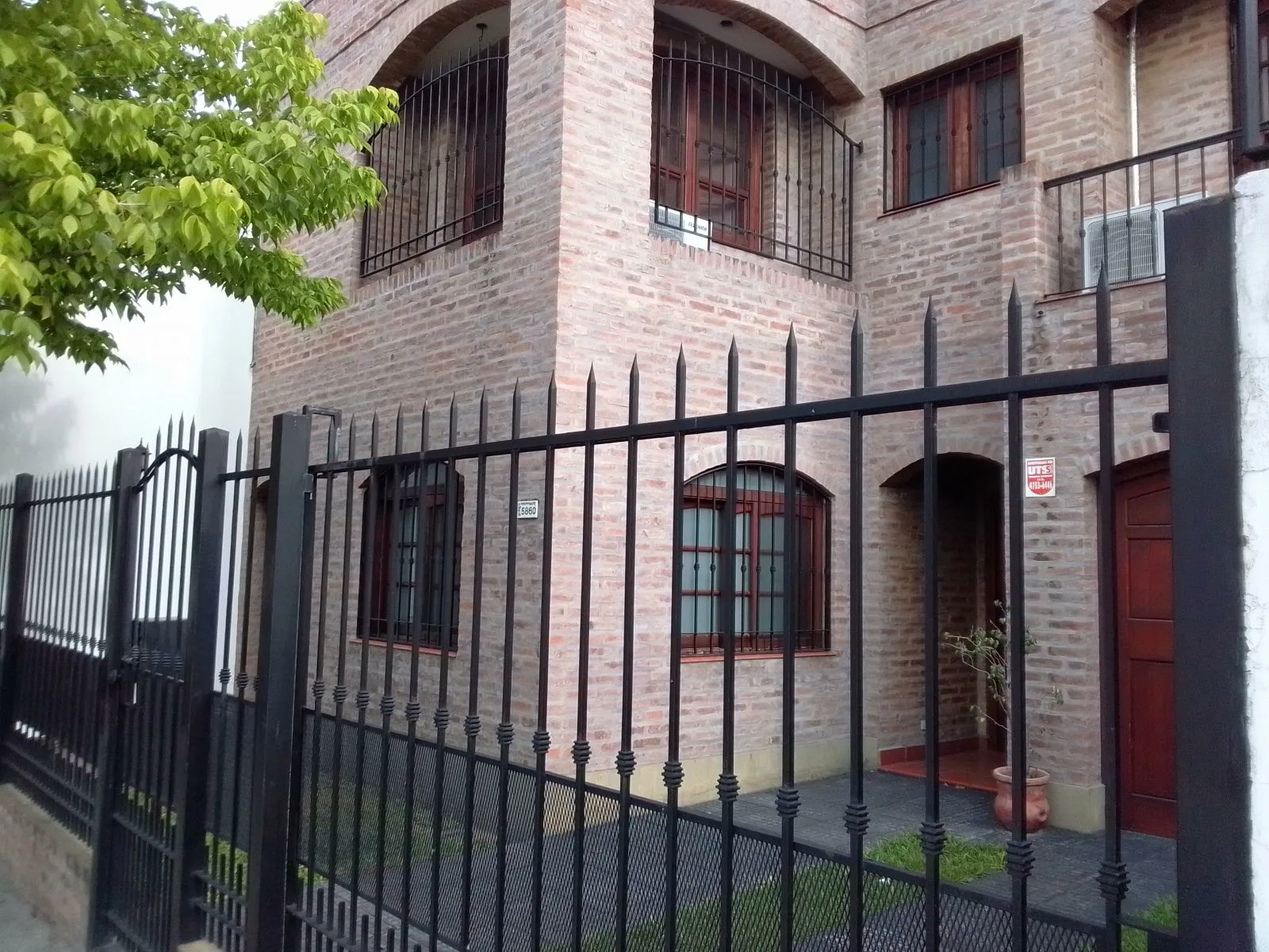 VENTA DE CASA EN VILLA LUGANO foto 2