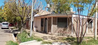 DORREGO 2 cuadras costanera y Brasil 2 dorm garage patiecito OPORTUNIDAD  37.900 foto 2