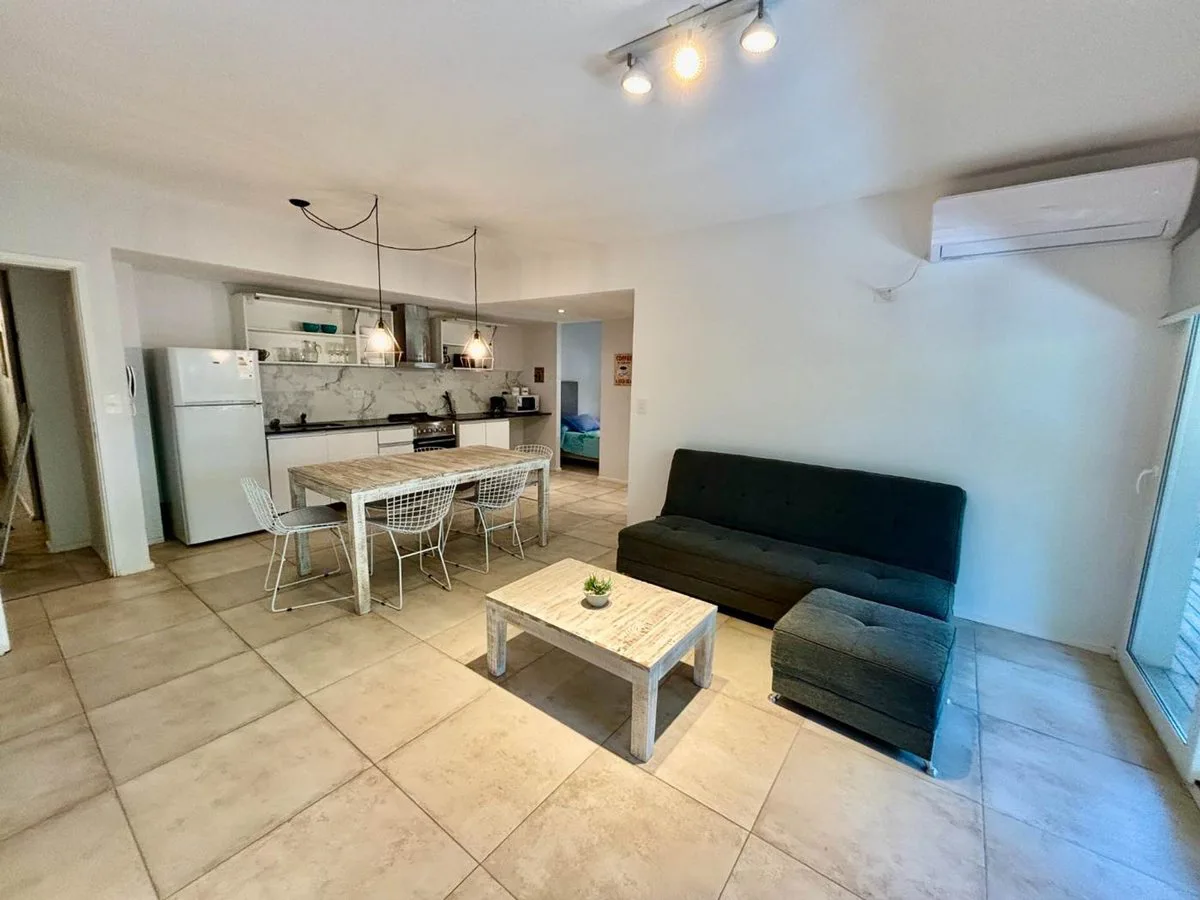 ALQUILER ANUAL DEPARTAMENTO PINAMAR 3 AMB. foto 2