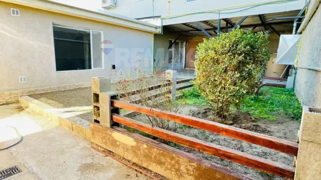 CASA TRES DORMITORIOS- LOS BRETES