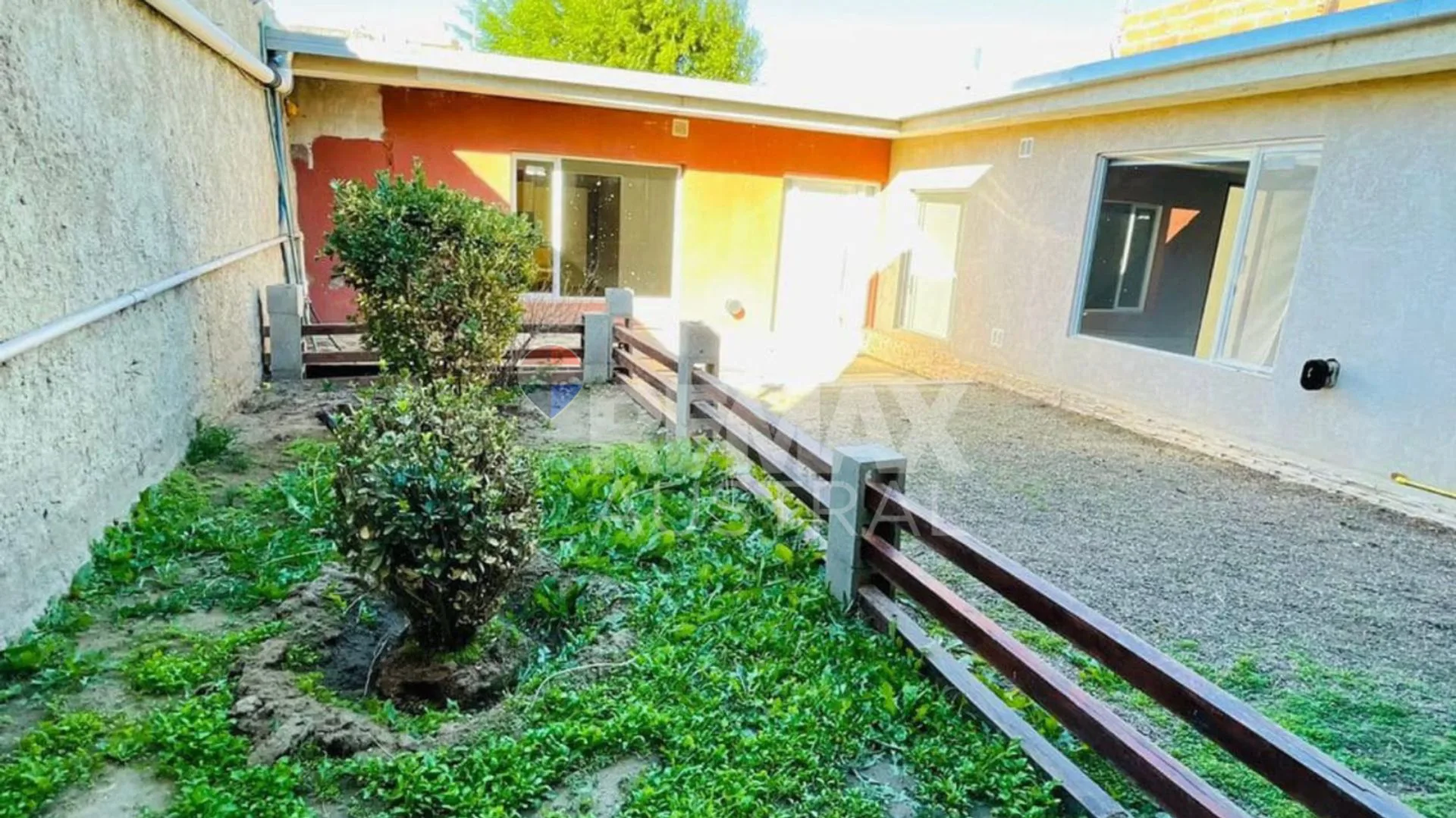 CASA TRES DORMITORIOS- LOS BRETES foto 4