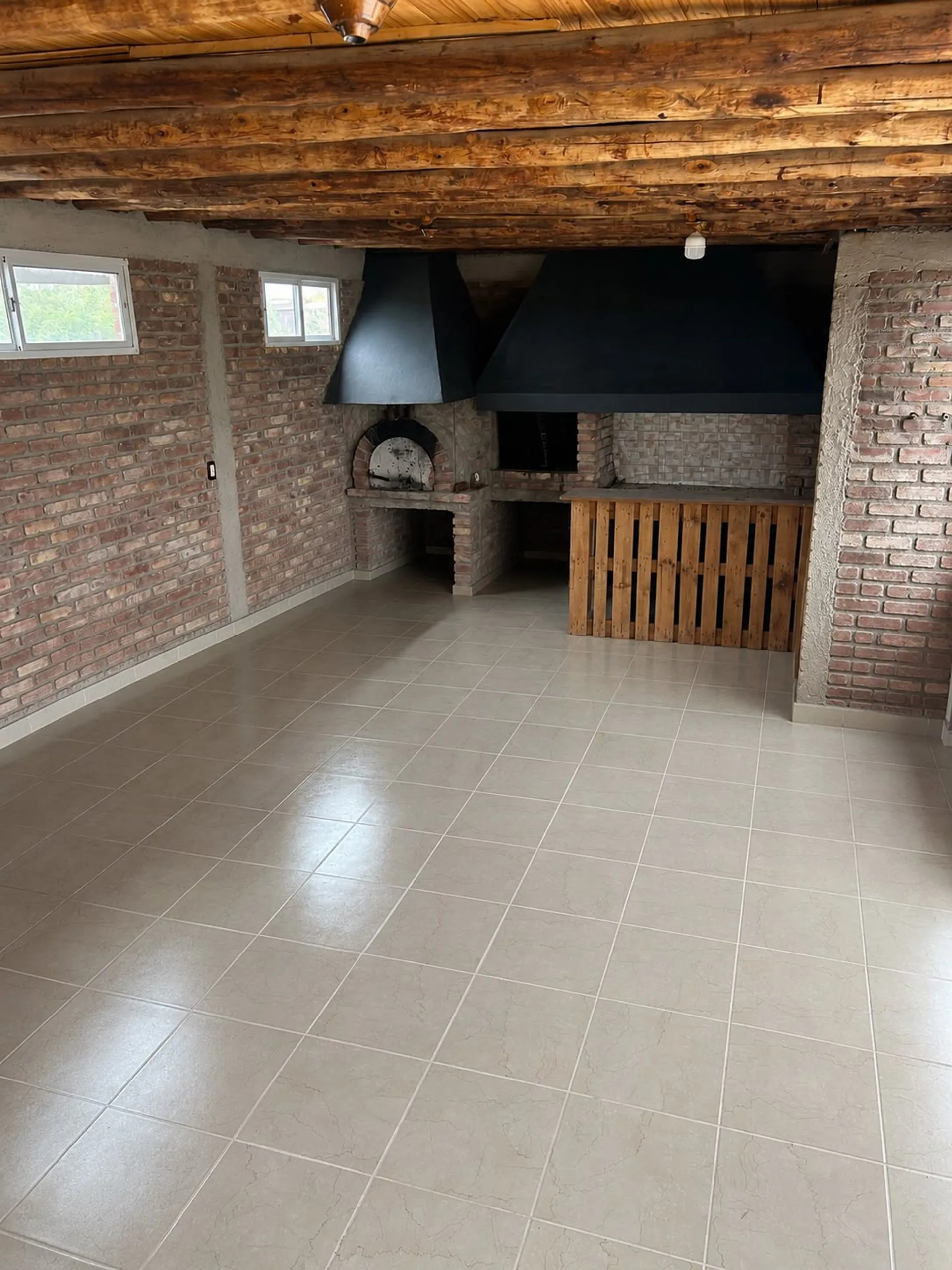 Terreno 410m2 con salon y pileta - Lujan de Cuyo foto 4