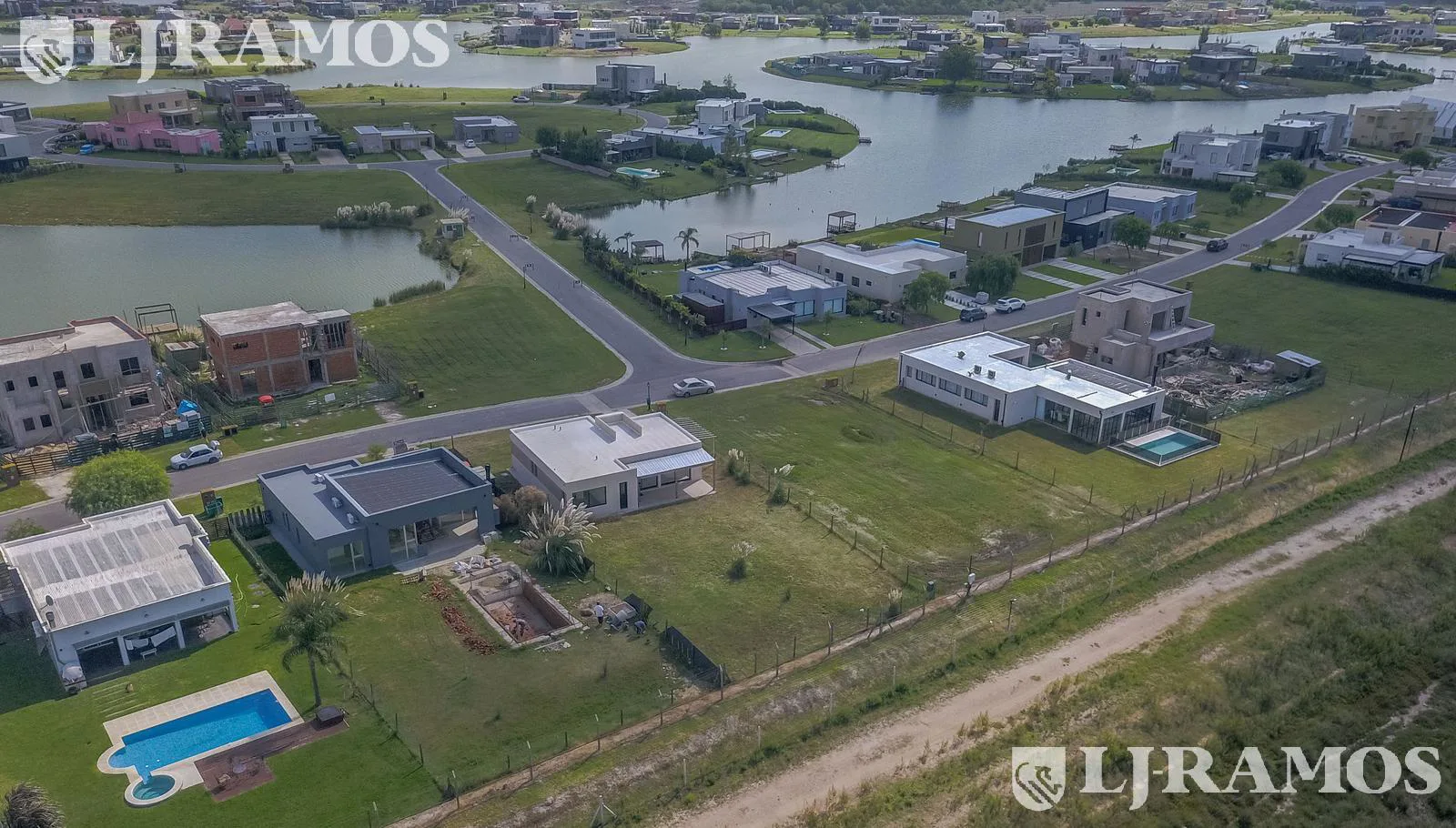 OPORTUNIDAD VENTA CASA San Sebastián A8 MB NO CREDITO foto 3