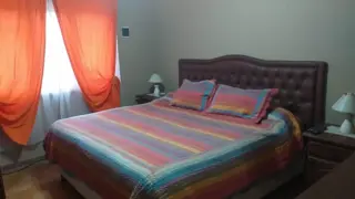 Casa 3 amb con cochera y fondo Excelente estado Bernal oeste foto 5
