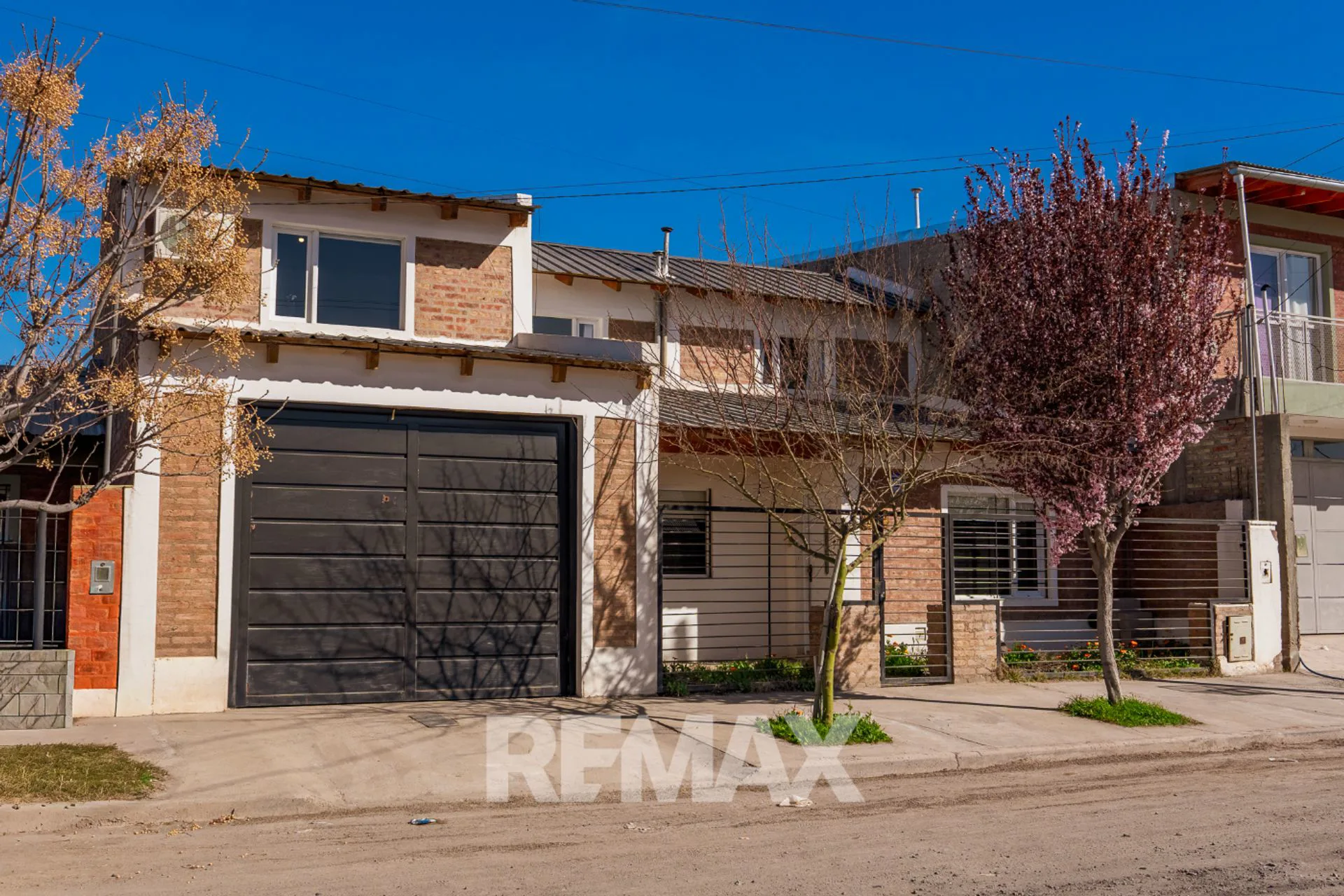 VENTA CASA FERNANDEZ ORO foto 2