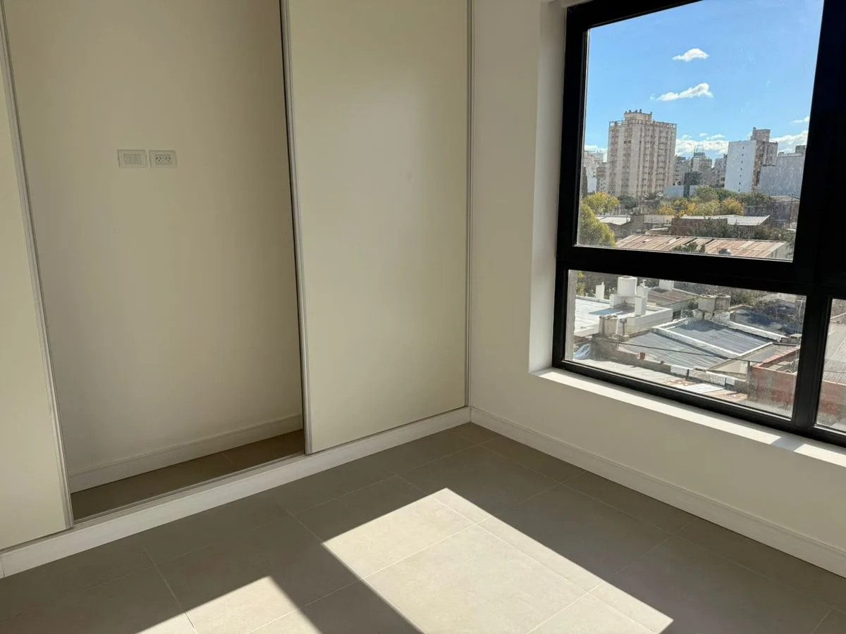 VENTA DPTO 1 DORMITORIO A ESTRENAR EN TORRE CRONO foto 3