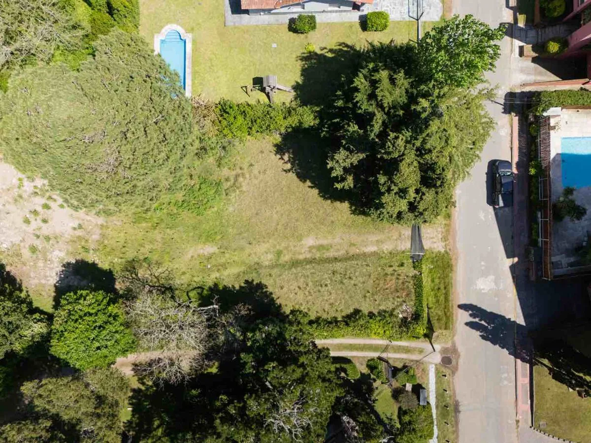 VENTA LOTE MULTIFAMILIAR PINAMAR CENTRO foto 5