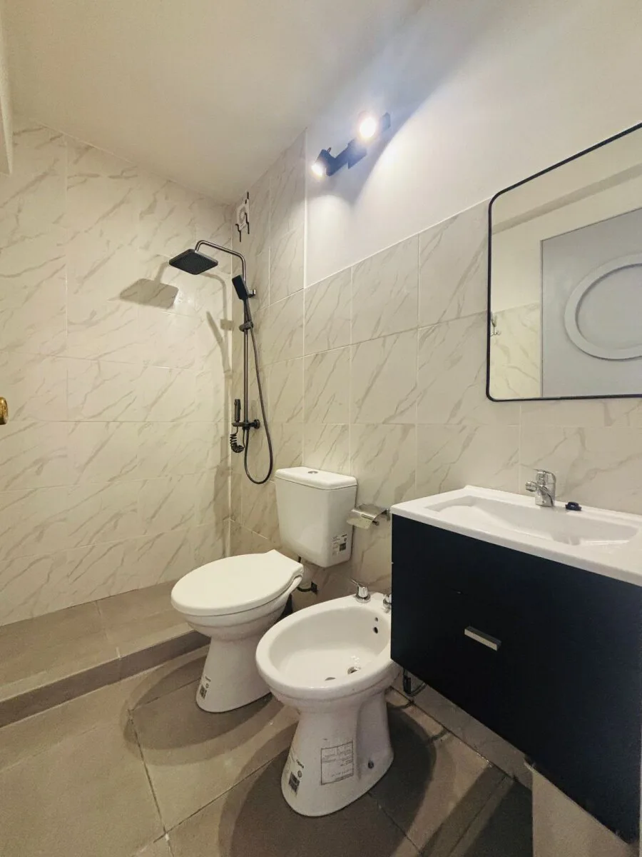 Se vende un departamento de 2 ambientes totalmente refaccionado - Recoleta foto 4