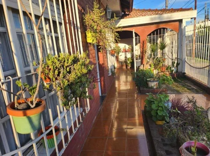 Casa en venta en Rafael Castillo, 3 ambientes, 195 m² foto 4
