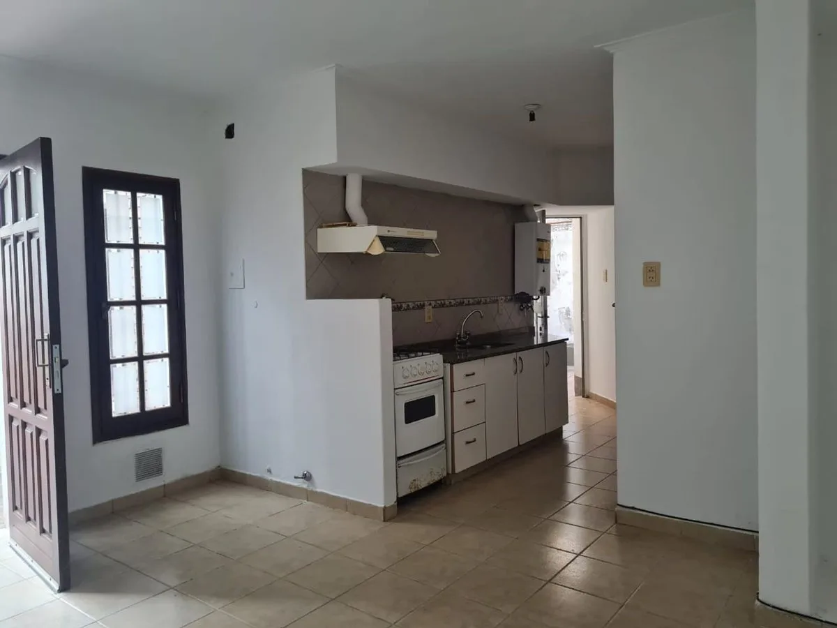 Alquiler Dpto Interno de 1 dormitorio. Zona Sur foto 3