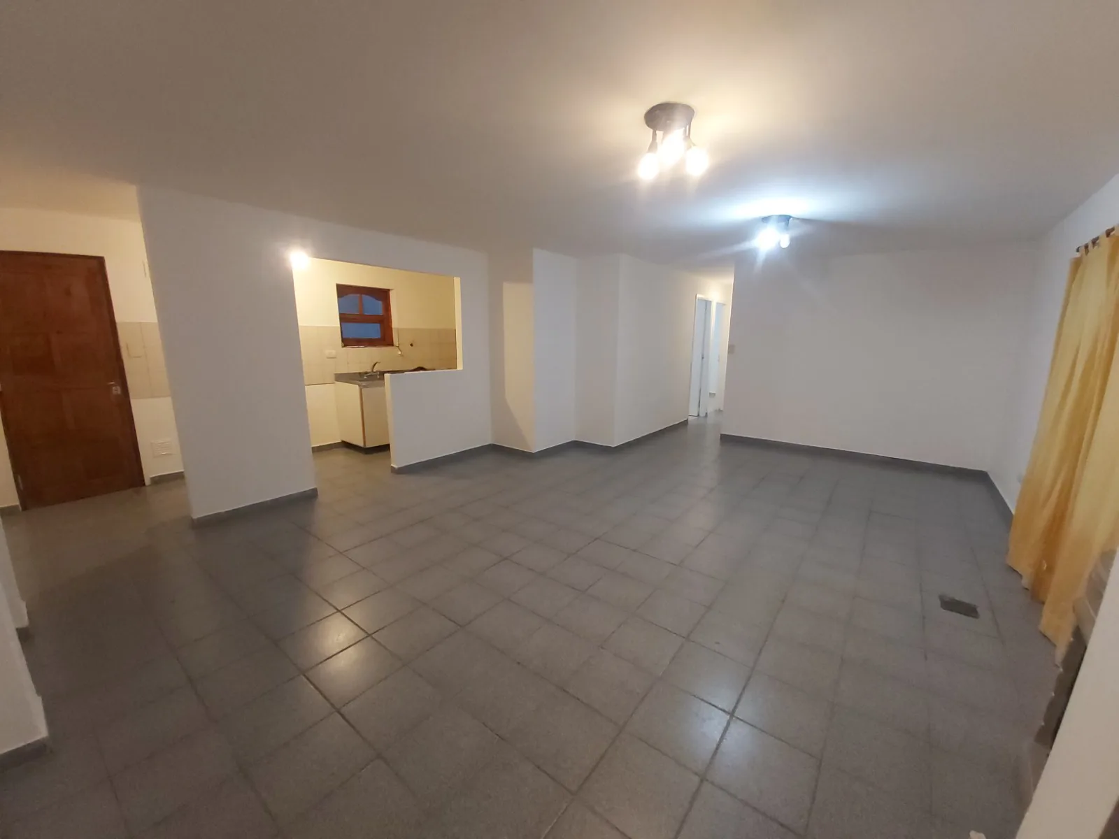 VENTA – CASA 3 DORMITORIOS – Bº INTEVU foto 3