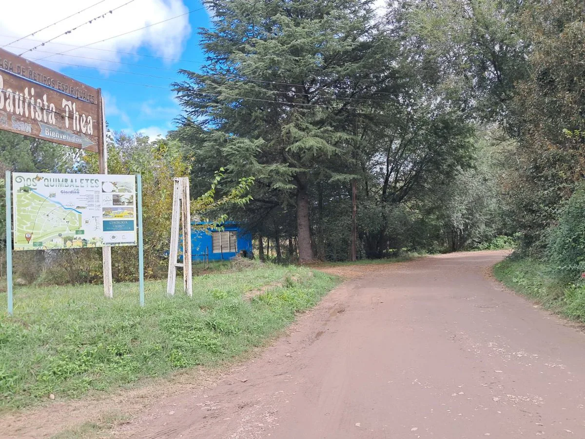 Lote con vista 1450m2 en Villa Giardino foto 3