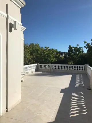 Excelente propiedad de 4 habitaciones en Solar del Bosque foto 4