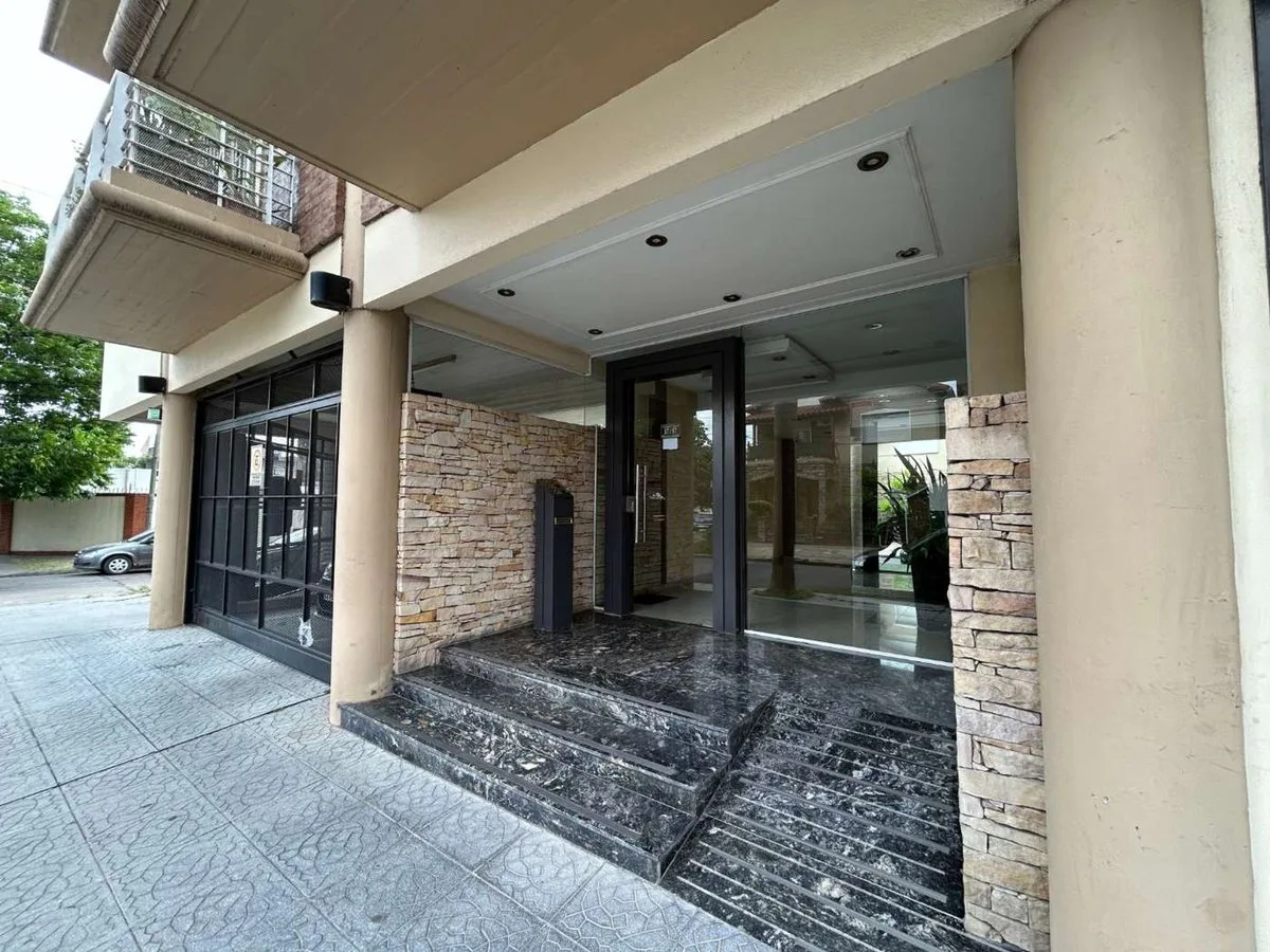 VENTA DEPARTAMENTO RAMOS MEJIA 2 AMBIENTES foto 2