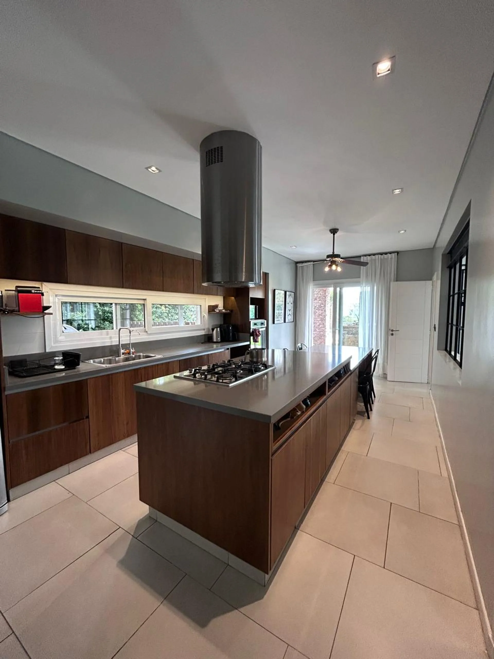 VENTA CASA 6 AMB.CEIBOS,PUERTOS,L.INTERNO NOROESTE foto 5
