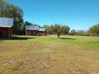 Complejo De Cabañas. Ideal Inversor Con Deseo De Vivir Rodeado De Naturaleza. Excelente Renta foto 1