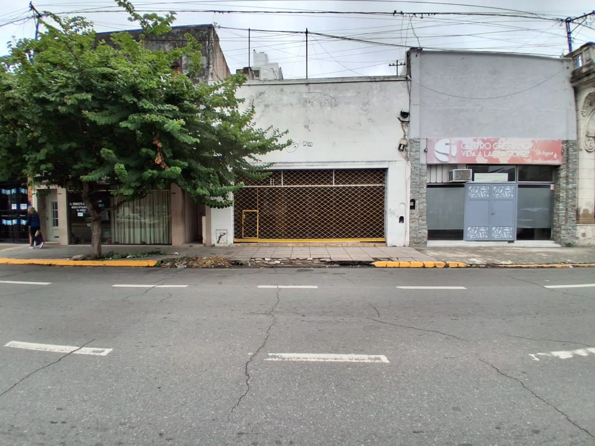 Local comercial en alquiler – Rivadavia 2900 foto 2