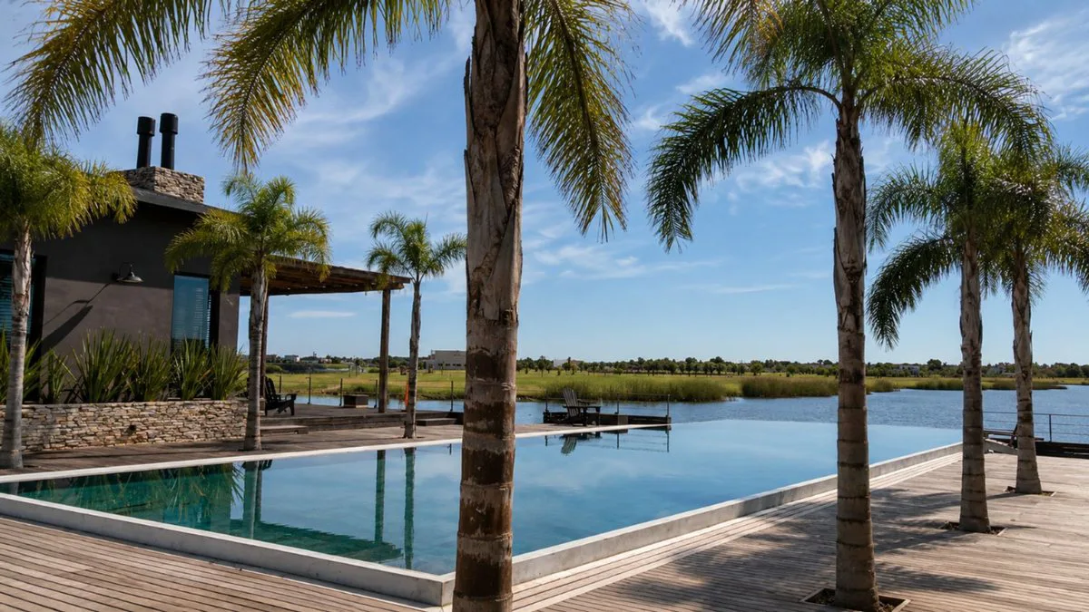 LOTE EN VENTA 855 M² AL AGUA EN EL NAUDIR, ESCOBAR foto 2