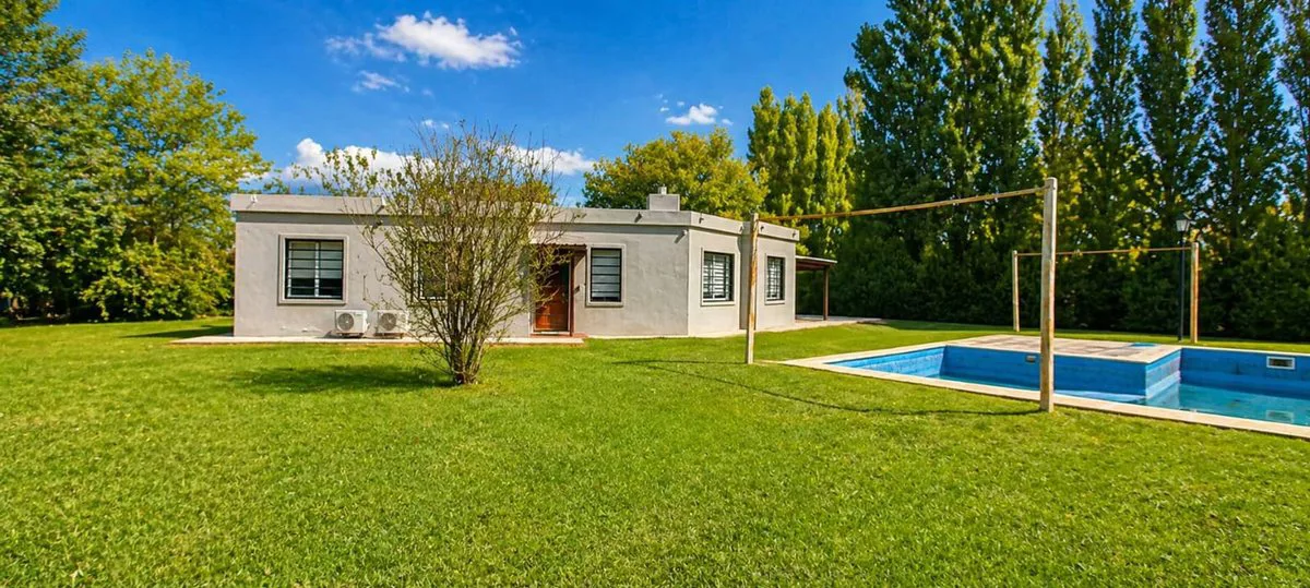 VENTA CASA 3 AMB SOBRE LOTE 2400 MTS-CHASCOMÚS foto 5