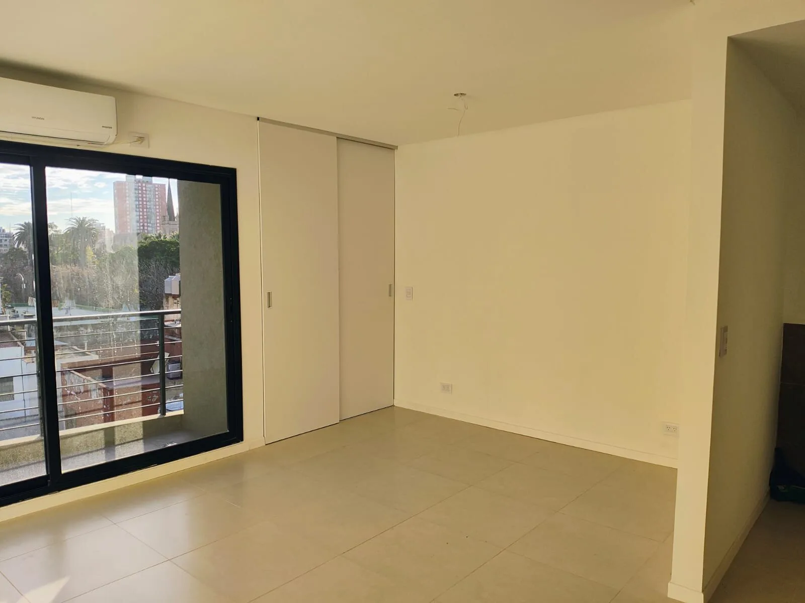 ALQ MONOAMB a ESTRENAR en Dean Funes 1021 San Cristobal foto 3