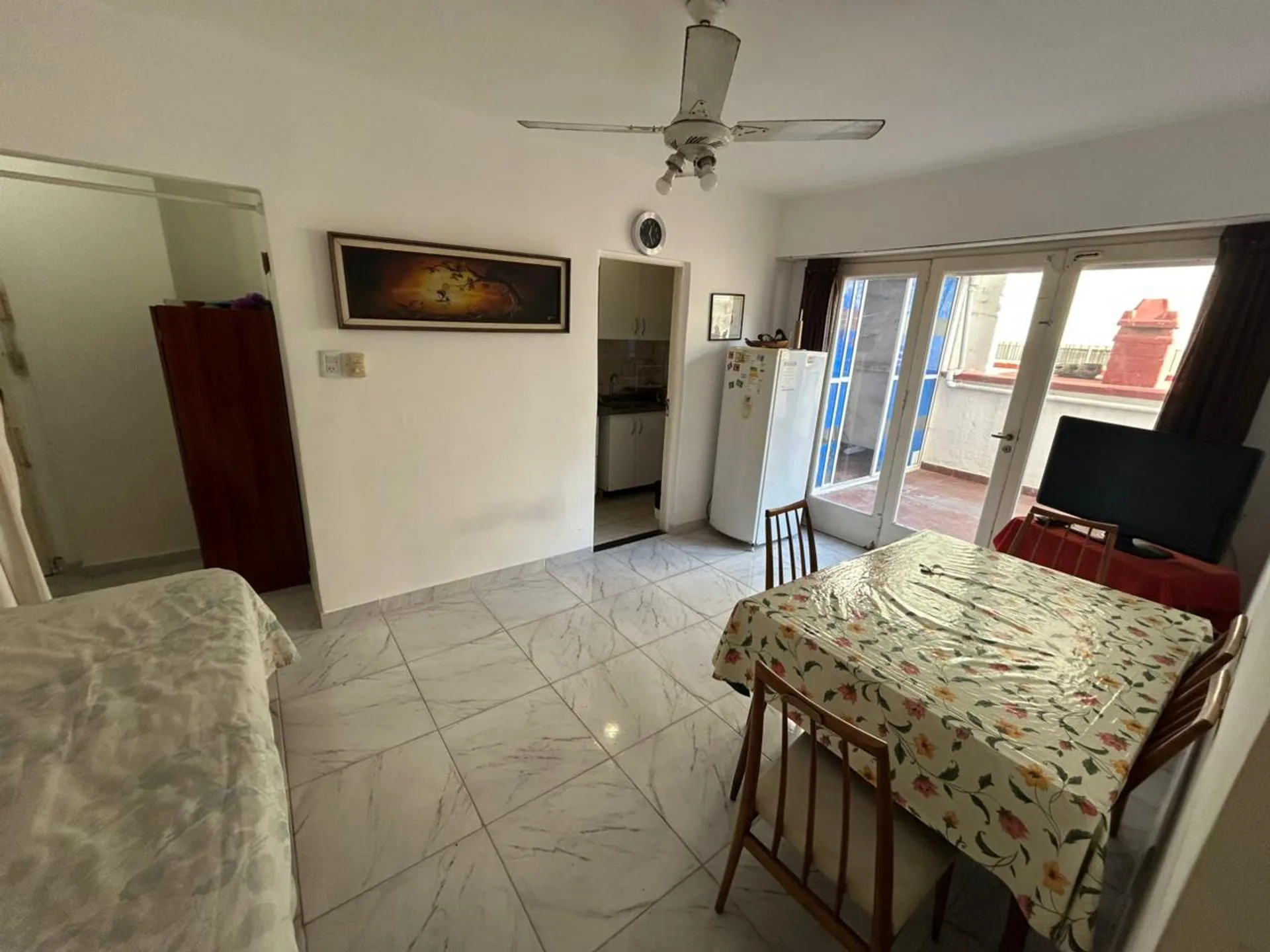 VENTA DEPARTAMENTO 2 AMBIENTES CASINO GRAN PATIO foto 2