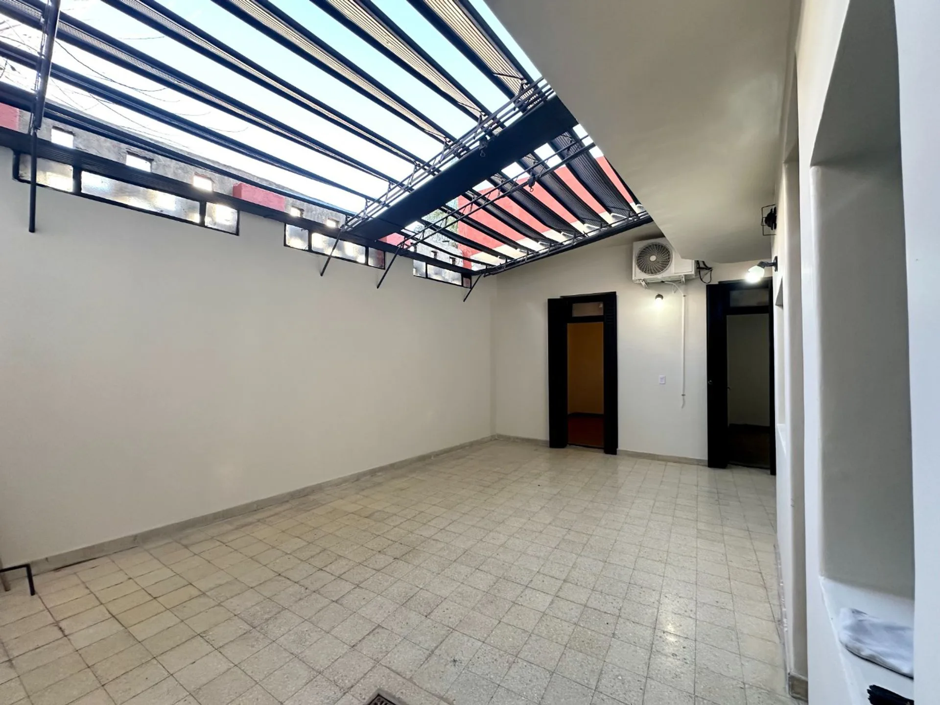VENTA PH 4 AMBIENTES PARQUE CHAS TERRAZA foto 3
