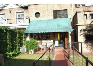 Venta / Permuta Excelente Casa Vicente Lopez -Florida foto 2