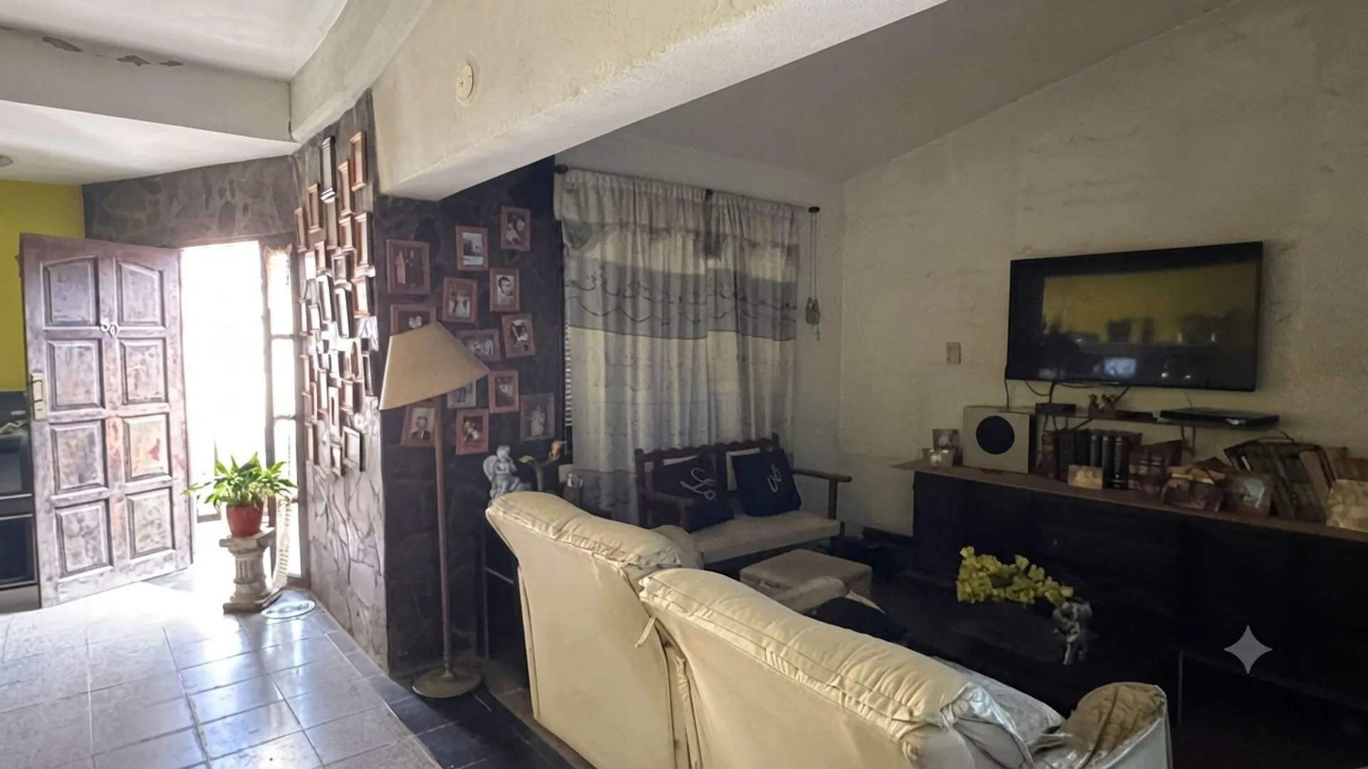 SE VENDE CASA 4 HAB QUINCHO CERRADO ACEPTA PERMUTA foto 4