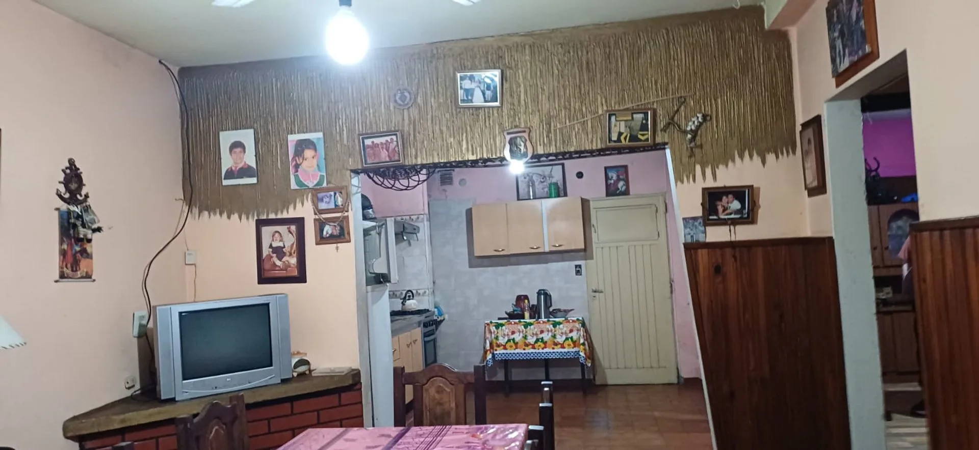 Casa 4 ambientes en Venta en MONTE GRANDE c/Jardín foto 3