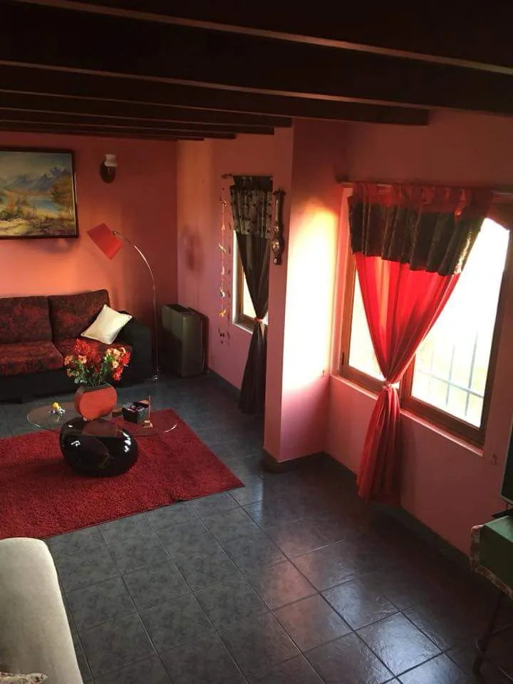 CASA 2 DORMITORIOS – TREJO NOEL AL 700 foto 5