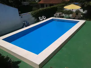 Casa de 3 dormitorios con pileta, entre caminos foto 2