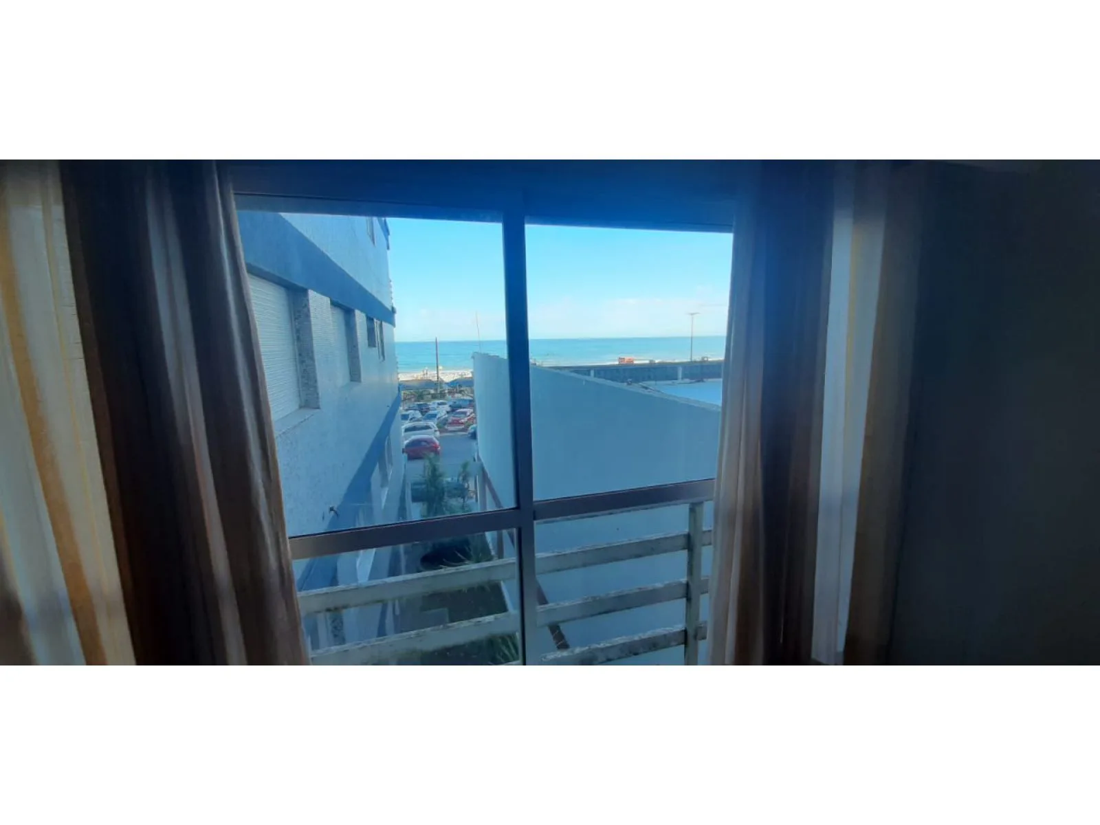 Oceanfront 2-Bedroom Apartment in Miramar, Alinco Building – photo 12 of 14