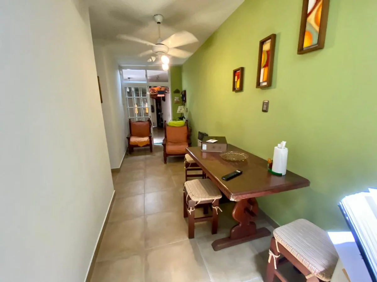 VENTA DE HERMOSA CASA 5 AMBIENTES EN VILLA CELINA foto 3