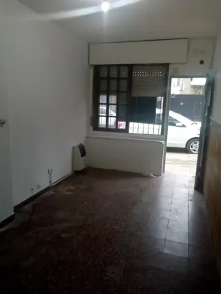 DEPARTAMENTO EN ALQUILER, MORON A 5 CUADRAS ESTACION foto 3