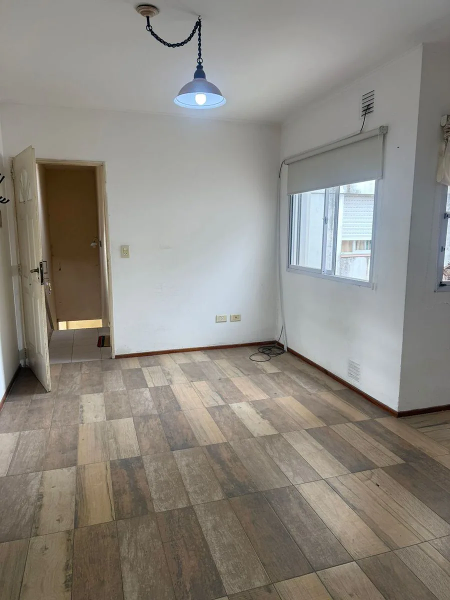 VENTA DE DEPARTAMENTO 1 DORMITORIO. PASILLO. foto 4