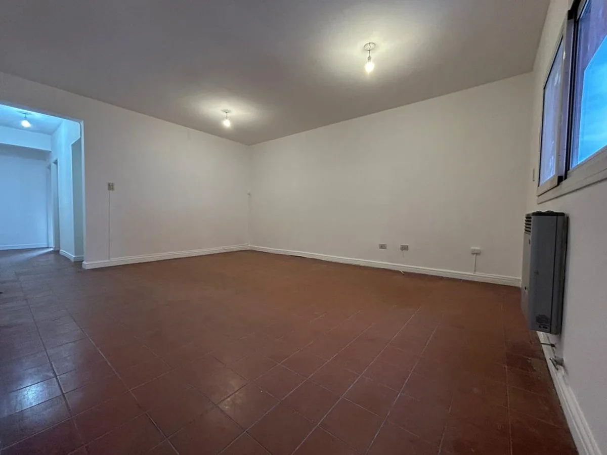 VENTA DEPARTAMENTO 3 DORMITORIOS MACROCENTRO foto 2