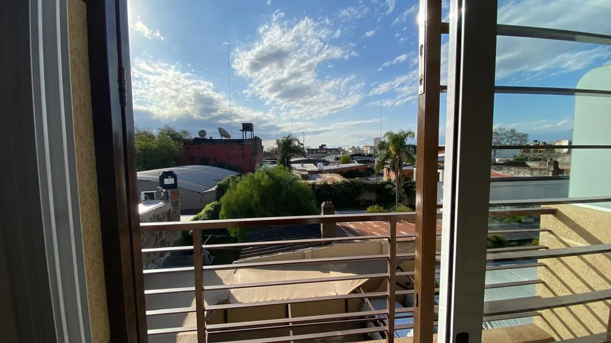 VENTA DEPARTAMENTO 2AMBIENTES BALCON COCHERA MERLO foto 5