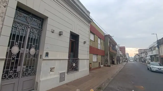 VENDO CASA BELGRANO y CHACABUCO- SAN NICOLAS