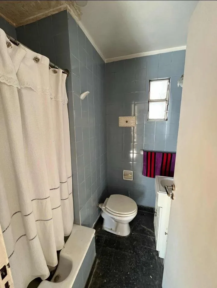 Se vende un departamento de 2 ambientes con balcón muy luminoso - Barrio Norte foto 3