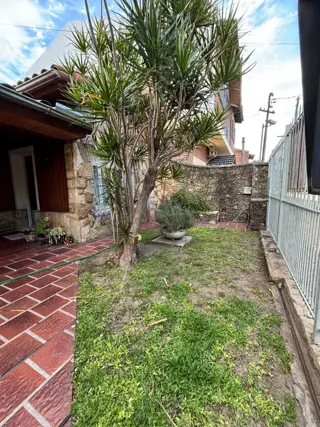 Casa 4 ambientes con pileta y parrilla en venta en Castelar Sur foto 3
